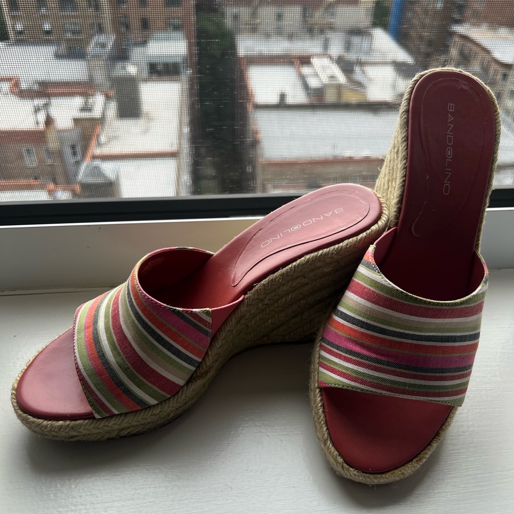 Bandolino Women's Multicolor Striped Wedge Sandals